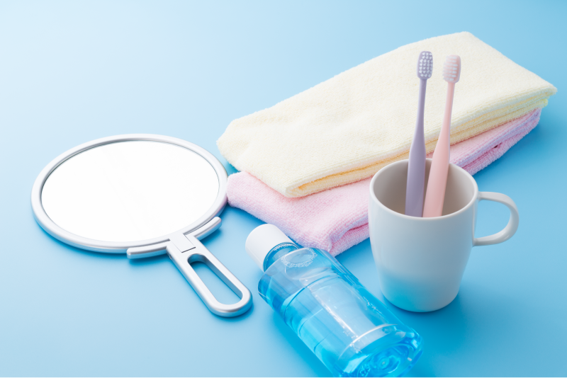 岩手県盛岡市の歯医者・インプラント歯科「高橋衛歯科医院」|手鏡や歯ブラシなどの歯磨きグッズ