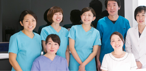 スタッフ集合写真